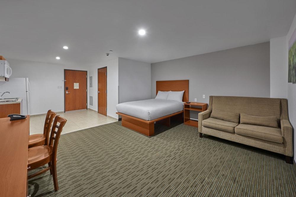 Apodaca Extended Suites Monterrey Aeropuerto מראה חיצוני תמונה