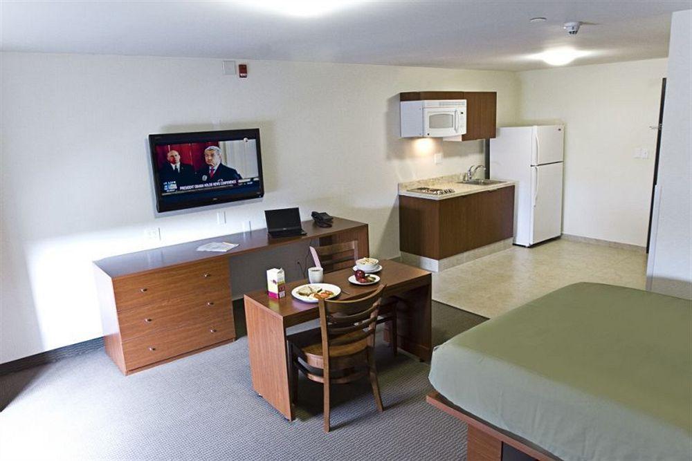 Apodaca Extended Suites Monterrey Aeropuerto מראה חיצוני תמונה